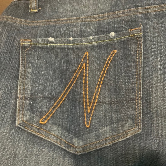 Neeso premium jeans with gold rose design - Picture 8 of 16